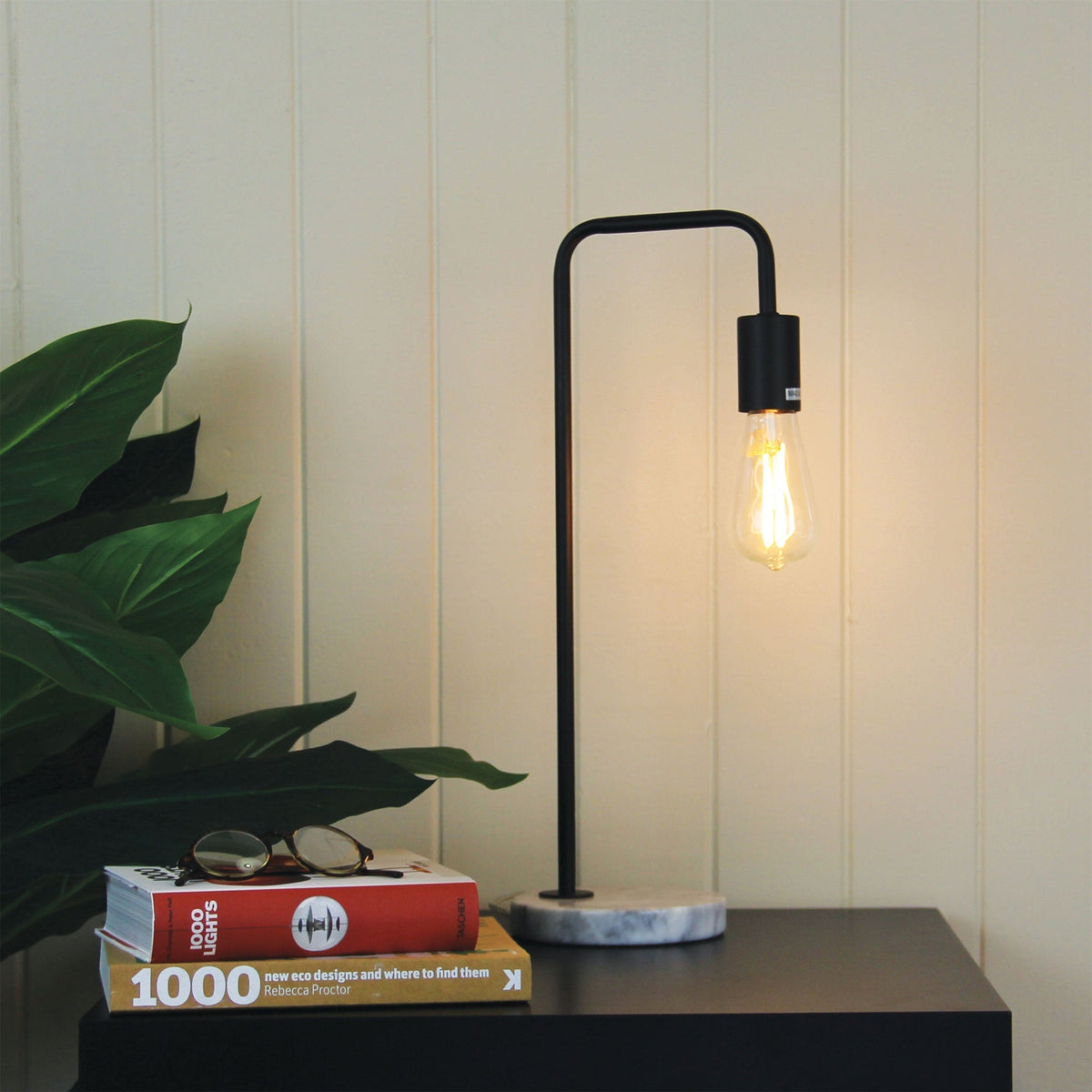 Ville Table Lamp Marble and Black