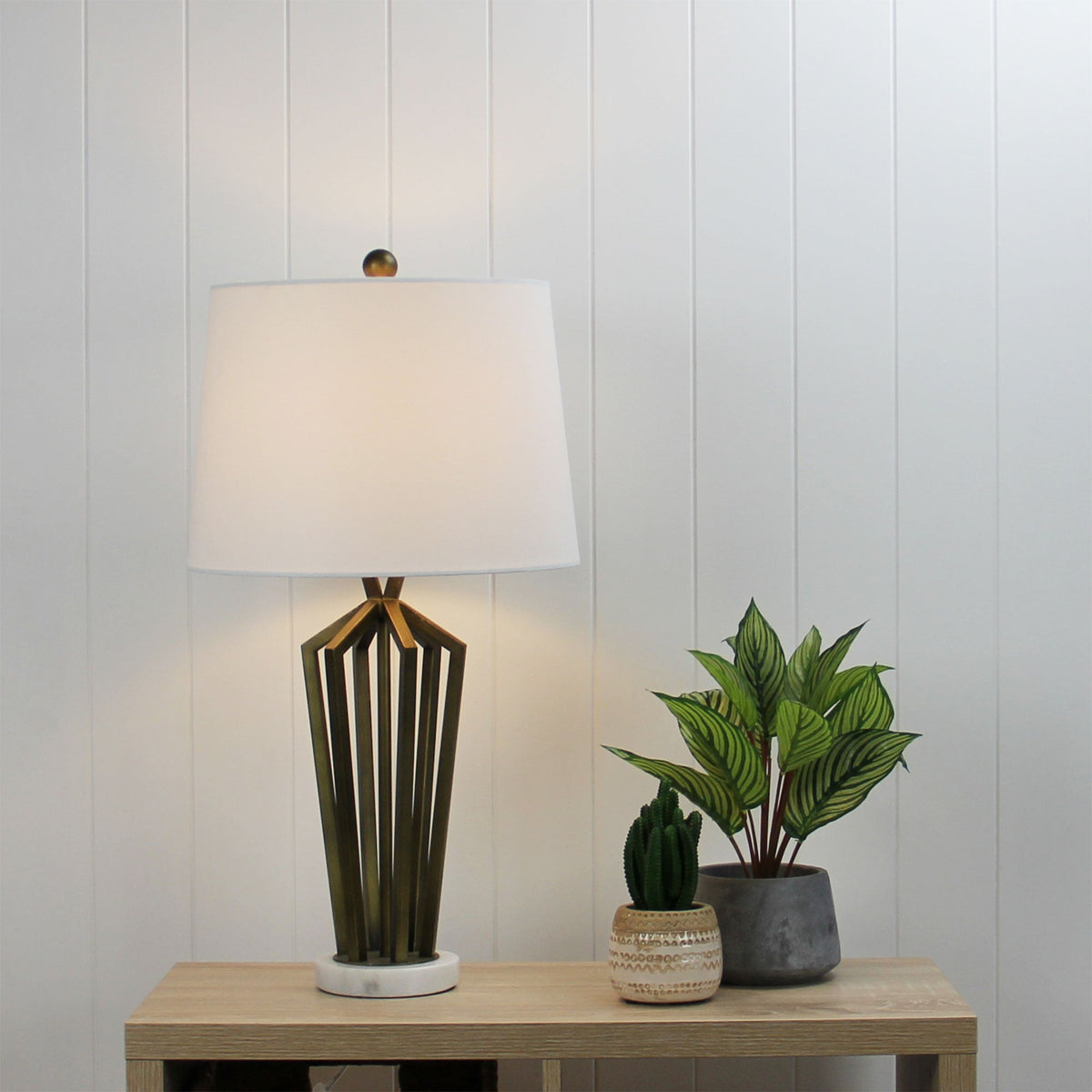 Romsey Metal Table Lamp Complete