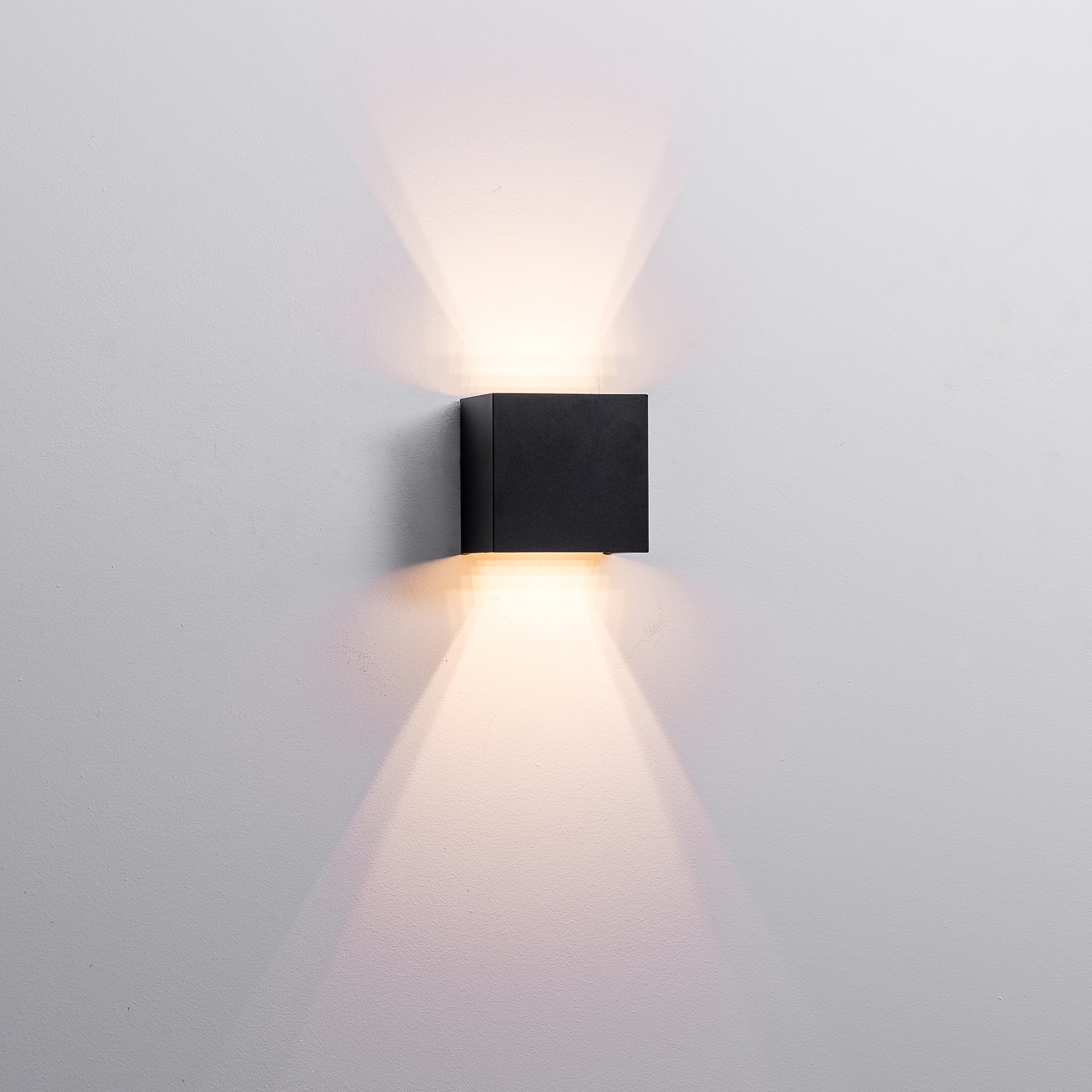 HV3658T-BLK-SQ | HV3658T-BLK-SQ-12V - Versa Black Square Up & Down Wall Light